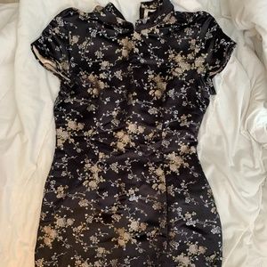 Black and Gold Chinese Traditional Dress (Cheongsam)